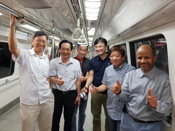New SMRT CEO gives up car to be part of MRT culture