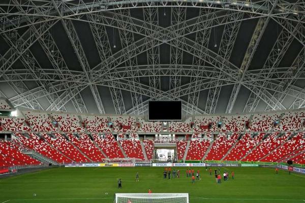 Singapore coach and icon Fandi appeals for fans to watch Lions