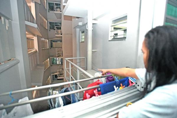 Man falls to death after stealing from friend house in Yishun