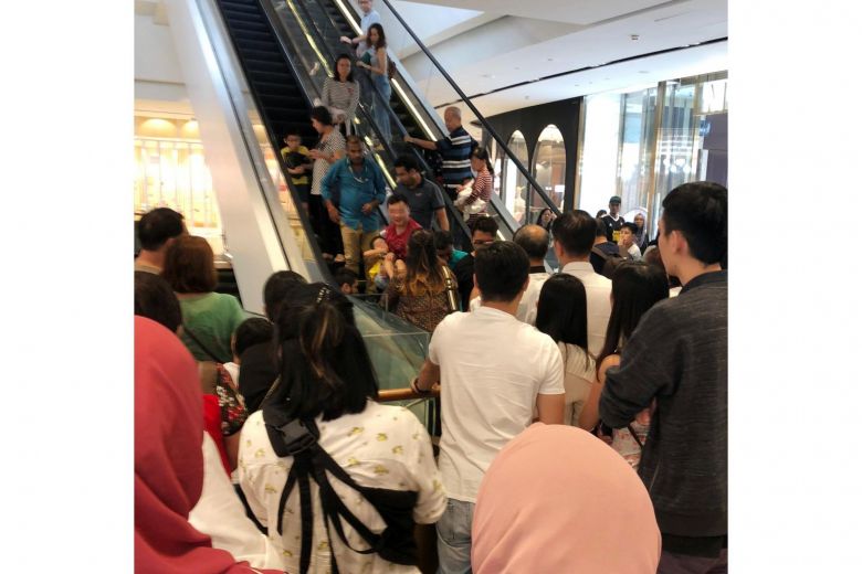 Jewel escalator accident, 5 year old boy suffered minor toe cut