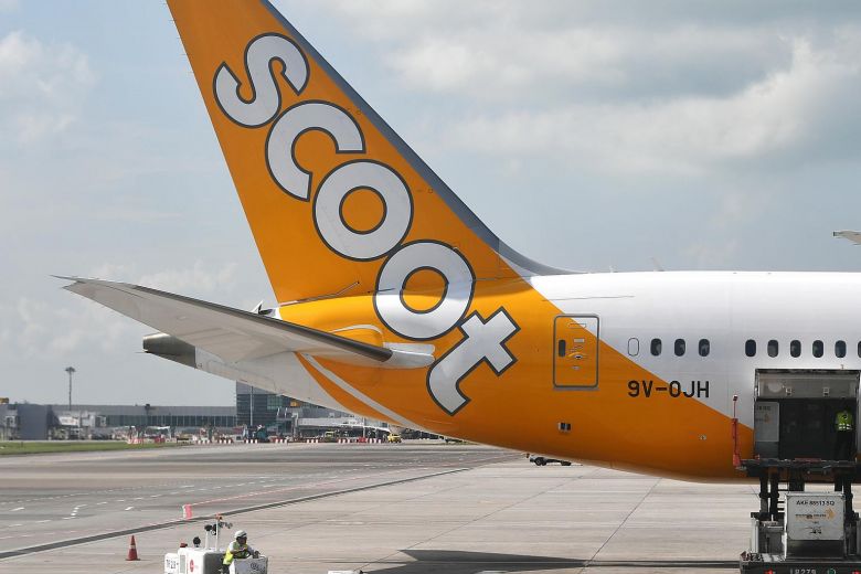 Oxygen masks deployed on Scoot flight, infant vomited during descent