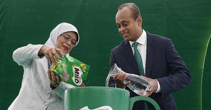 halimah yacob endorses milo kosong